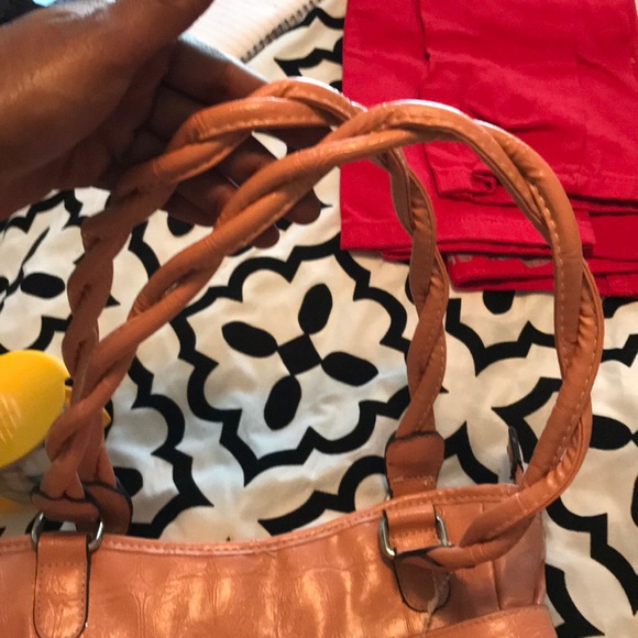 Peach Purse - Picture 6 of 6